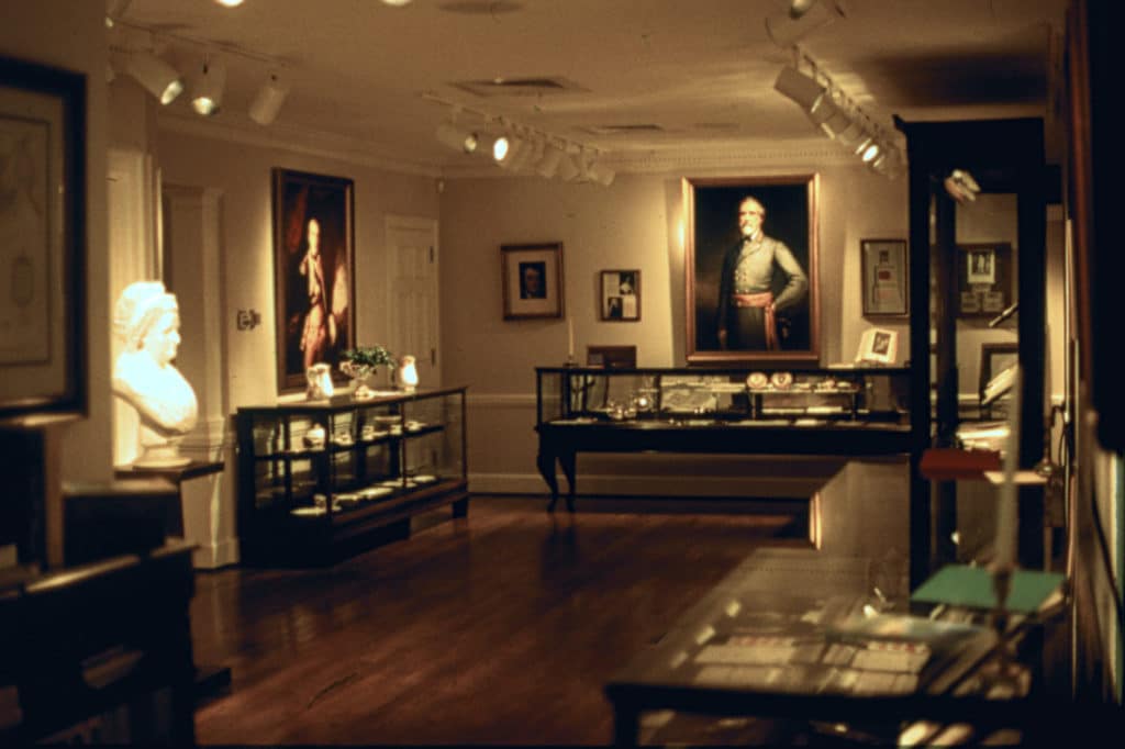 El Museo Karl C. Harrison de George Washington