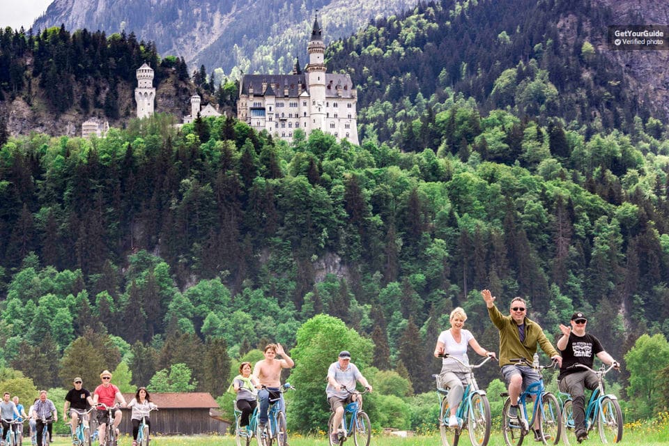 Tour en autobús y bicicleta de lujo en el castillo de Neuschwanstein
