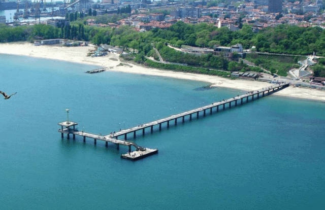 Muelle de Burgas
