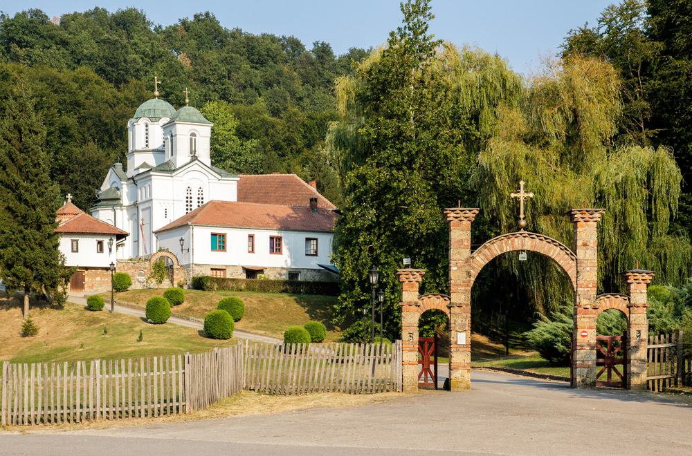 Monasterio de Kaona, Serbia