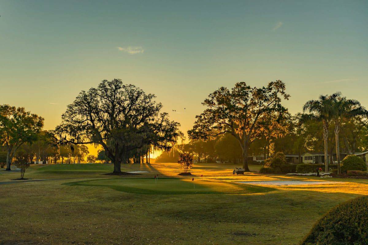 Water Oak Country Club y Golf