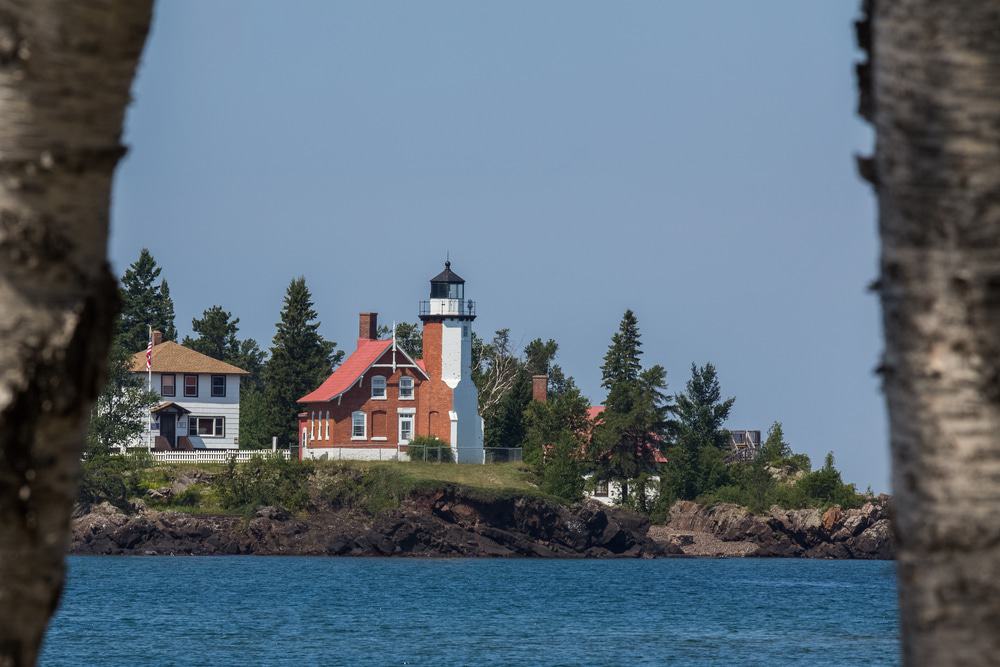 Eagle Harbor Lighthouse en el lago Superior